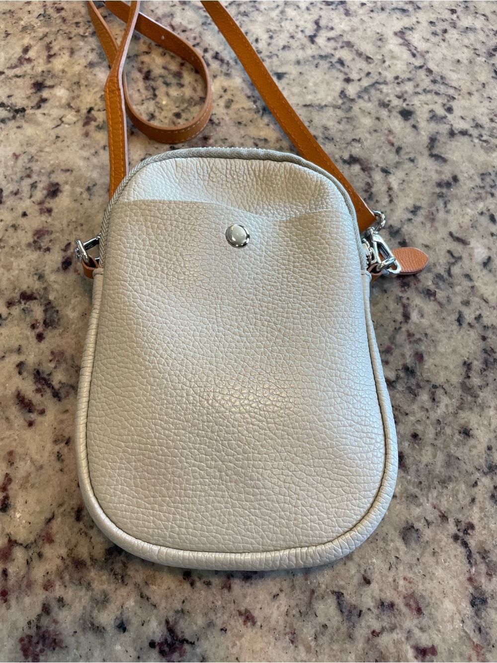 New Divina Firenze Italy “Amanda” crossbody Bag seafoam and honey ret.$165 - Picture 2 of 7